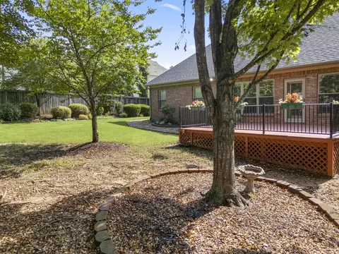 Exterior - 2205 Vermont St, Conway, AR 72034 photo 4 of 4