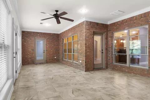 Entry Way - 2205 Vermont St, Conway, AR 72034 photo 2 of 3