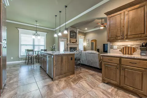2148 Avondale Dr, Benton, AR 72019 photo 15
