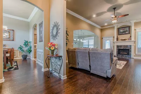 2148 Avondale Dr, Benton, AR 72019 photo 7