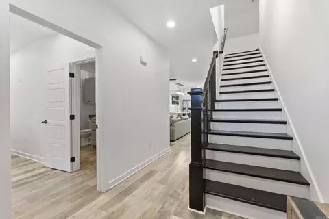 Entry Way - 1735 Rohan Cir, Conway, AR 72032 photo 6 of 8
