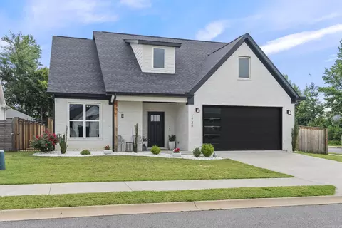 Exterior - 1735 Rohan Cir, Conway, AR 72032 photo 1 of 7