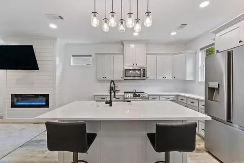 Kitchen - 1735 Rohan Cir, Conway, AR 72032 photo 2 of 7