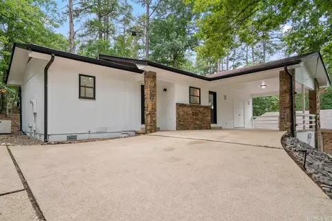 15 W Villena, Hot Springs Village, AR 71909