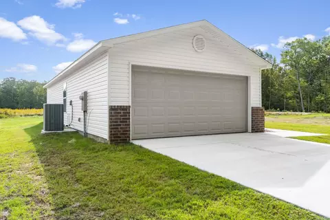 510 N Harding St, Haskell, AR 72015 photo 3