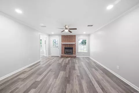 Living - 45 Nevada Ln, Cabot, AR 72023 photo 2 of 5