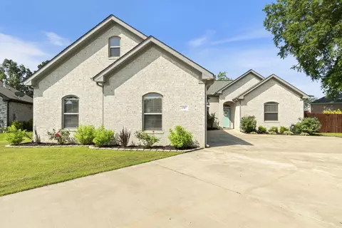 Exterior - 2707 Johnswood Village Dr, Bryant, AR 72022 photo 2 of 7