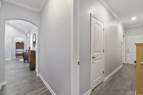 Entry Way - 2707 Johnswood Village Dr, Bryant, AR 72022 photo 2 of 3
