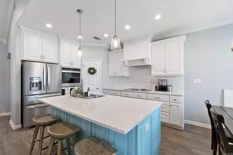 Kitchen - 2707 Johnswood Village Dr, Bryant, AR 72022 photo 2 of 6