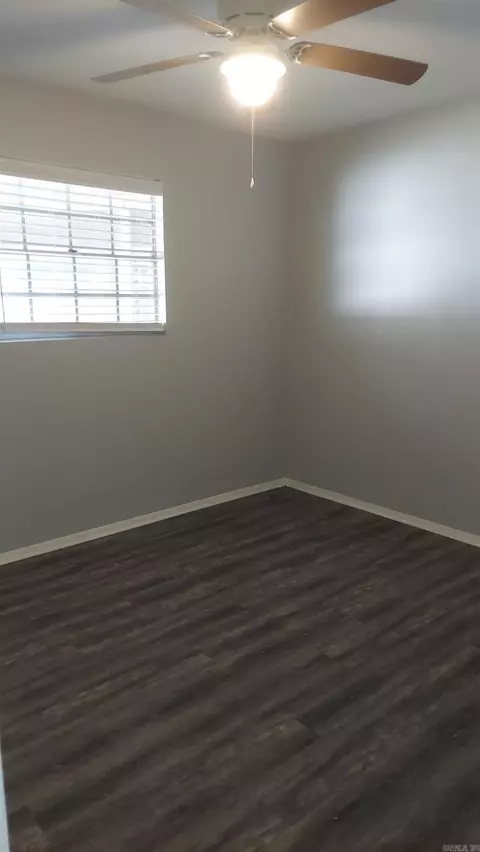 Bedroom - 1324 Sunset Dr, Conway, AR 72034 photo 2 of 3