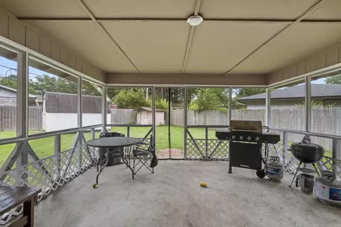Exterior - 1324 Sunset Dr, Conway, AR 72034 photo 4 of 4