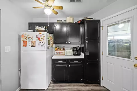 Kitchen - 1324 Sunset Dr, Conway, AR 72034 photo 3 of 3