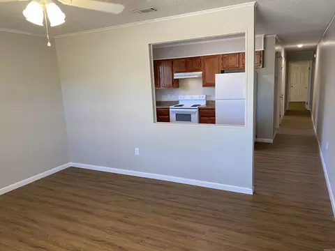Living - 199 S S Ctr, Conway, AR 72034 photo 1 of 3