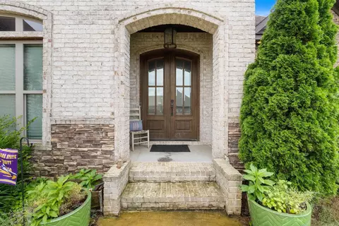 Entry Way - 2705 Pulaski Dr, Conway, AR 72034 photo 1 of 7