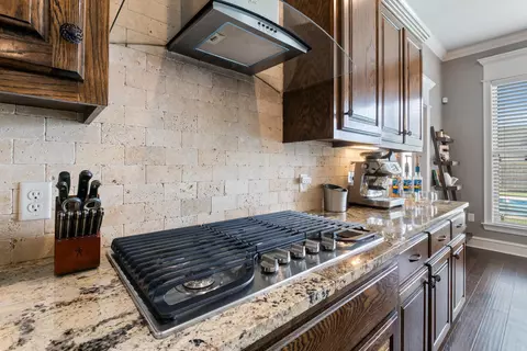 Kitchen - 2705 Pulaski Dr, Conway, AR 72034 photo 4 of 4