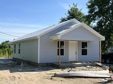 404 Patterson St, Trumann, AR 72472 photo 1