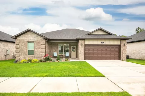 Exterior - 920 Villa Vista Loop, Cabot, AR 72023 photo 1 of 8