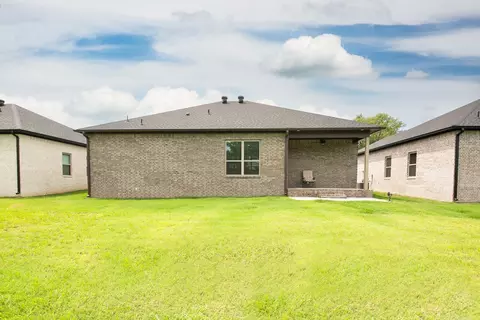Exterior - 920 Villa Vista Loop, Cabot, AR 72023 photo 6 of 8
