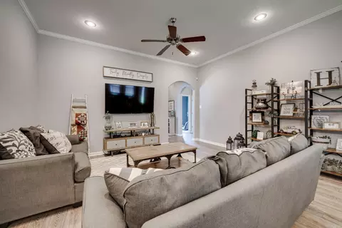 2040 Massee Gdns, Conway, AR 72034 photo 3