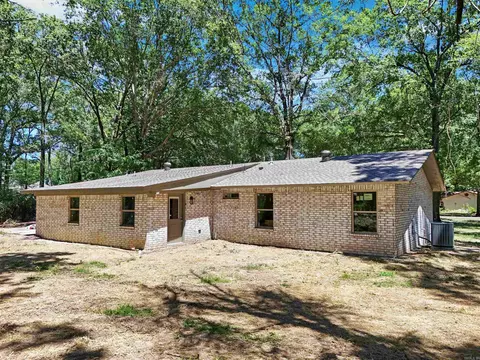 7 Palmer Dr, Conway, AR 72032 photo 3