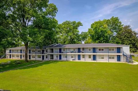 409 E Park St, Searcy, AR 72143