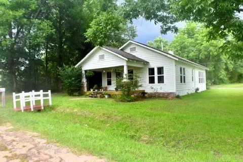 Exterior - 404 Jasmine St, Rison, AR 71665 photo 2 of 2