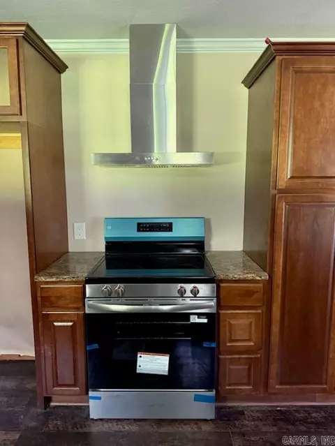 Kitchen - 3816 Petty Rd, Pine Bluff, AR 71603 photo 3 of 3
