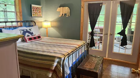 Bedroom - 493 Crow Dr, Marshall, AR 72650 photo 4 of 4