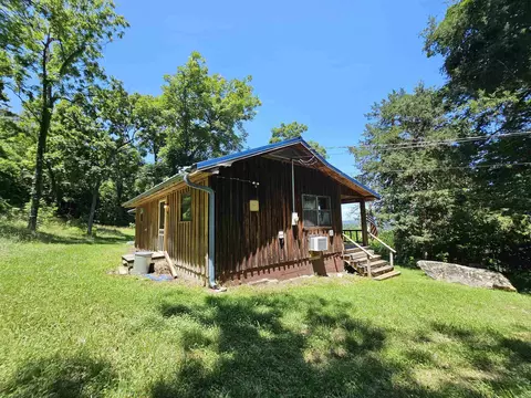 Exterior - 493 Crow Dr, Marshall, AR 72650 photo 3 of 17