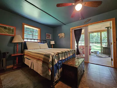 Bedroom - 493 Crow Dr, Marshall, AR 72650 photo 1 of 4