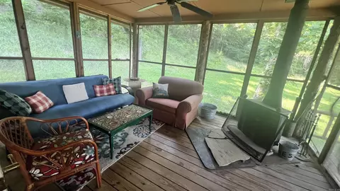 Exterior - 493 Crow Dr, Marshall, AR 72650 photo 11 of 17