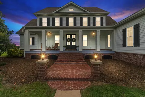 Exterior - 4 Cedar Ct, Searcy, AR 72143 photo 3 of 10