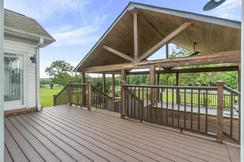 Exterior - 4 Cedar Ct, Searcy, AR 72143 photo 5 of 10