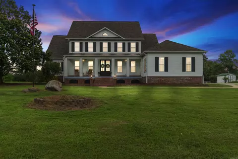 Exterior - 4 Cedar Ct, Searcy, AR 72143 photo 2 of 10