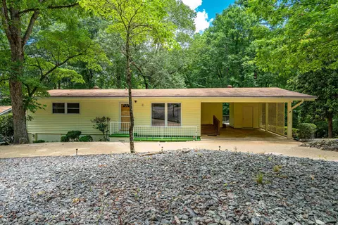 3 Tai Ln, Hot Springs Village, AR 71909