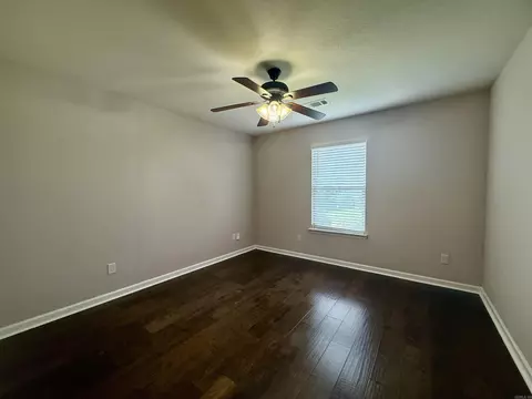 Bedroom - 1148 Meadows Dr, Benton, AR 72019 photo 4 of 6