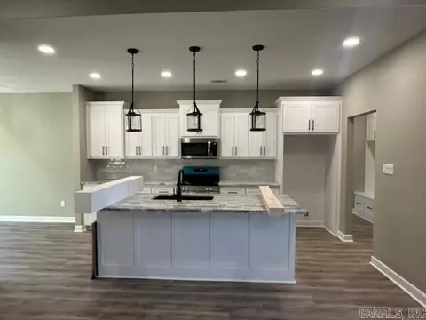 1104 Duke Dr, Bauxite, AR 72011 photo 4