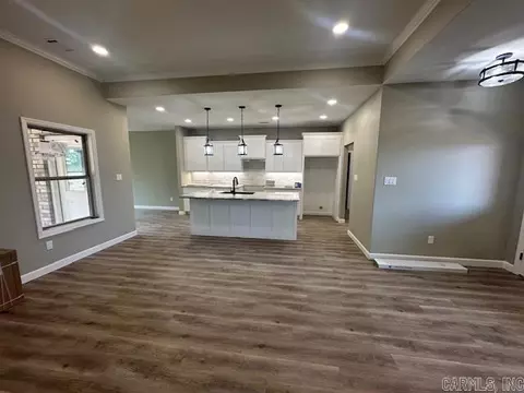 1104 Duke Dr, Bauxite, AR 72011 photo 3