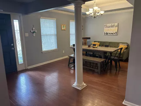 Entry Way - 5107 Congressional Dr, Benton, AR 72019 photo 3 of 3
