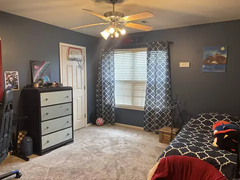 Bedroom - 5107 Congressional Dr, Benton, AR 72019 photo 3 of 8