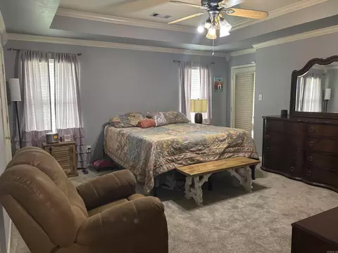 Bedroom - 5107 Congressional Dr, Benton, AR 72019 photo 2 of 8