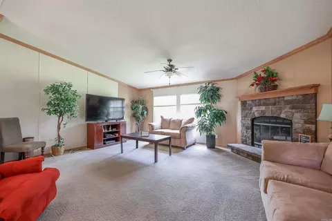 420 E 4th Ave, Strong, AR 71765 photo 8
