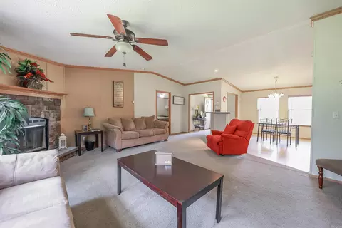 420 E 4th Ave, Strong, AR 71765 photo 10