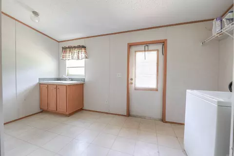 420 E 4th Ave, Strong, AR 71765 photo 27