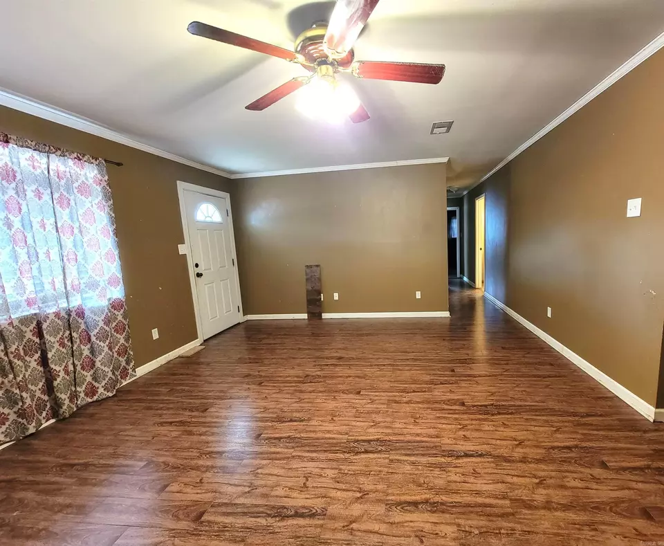 Living - 204 Wildwood, White Hall, AR 71602 photo 3 of 6