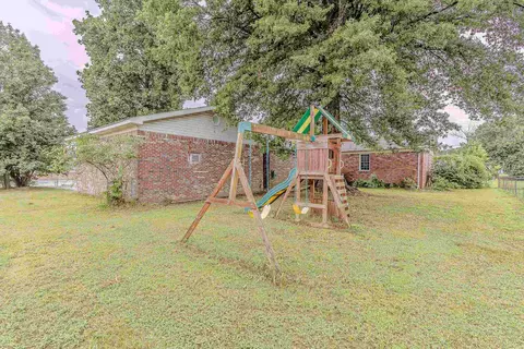 Exterior - 400 N 1 St, Marmaduke, AR 72443 photo 3 of 5