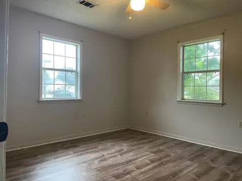 313 Olive St, Trumann, AR 72472 photo 4