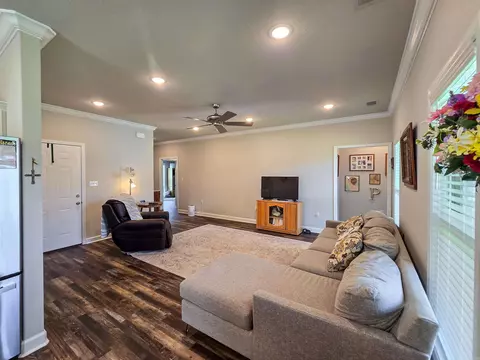 Living - 134 Brookvale Cir, Brookland, AR 72417 photo 4 of 4