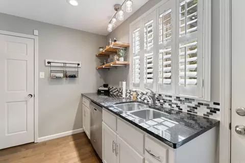 Kitchen - 320 Mitchell St, Conway, AR 72034 photo 4 of 4