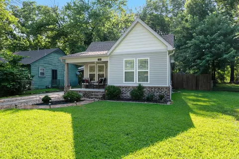 Exterior - 320 Mitchell St, Conway, AR 72034 photo 3 of 9